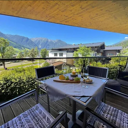 アパート Modern With Balcony And Access To Sauna