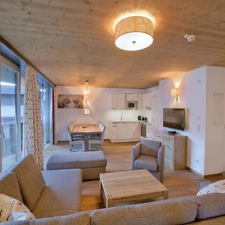 Modern With Balcony And Access To Sauna アパート *