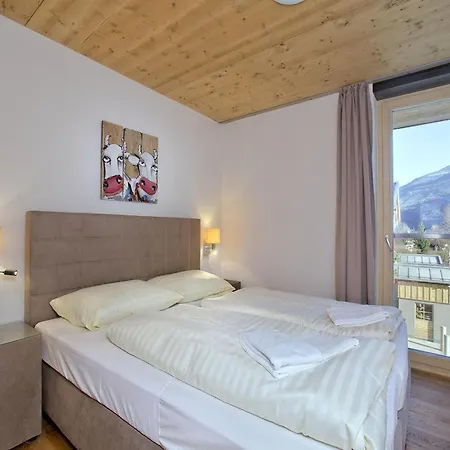 Modern With Balcony And Access To Sauna