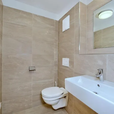 アパート Modern With Balcony And Access To Sauna