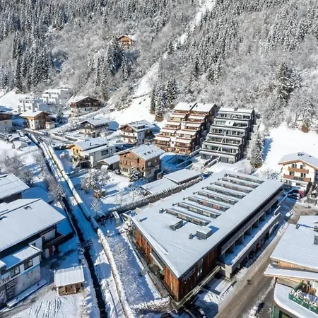 Top-floor Mountain Penthouse For 8 Σπίτι διακοπών