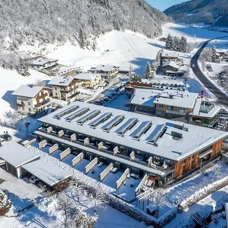 Σπίτι διακοπών Top-floor Mountain Penthouse For 8 *